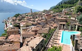 Hotel Castell - Montagnoli Group